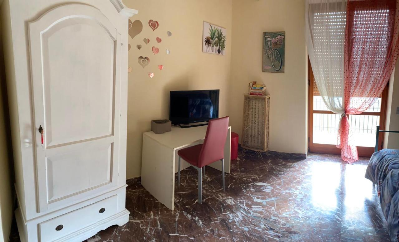 La Dimora Di Vesta Bed and Breakfast Λέτσε Εξωτερικό φωτογραφία